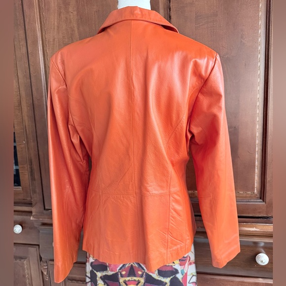 Like new Wilsons Leather Women's Orange Jacket - Picture 3 of 6